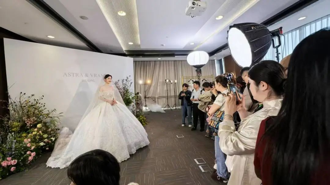 上海時(shí)裝周官方合作展會AW2025 BRIDAL MODA盛大開幕